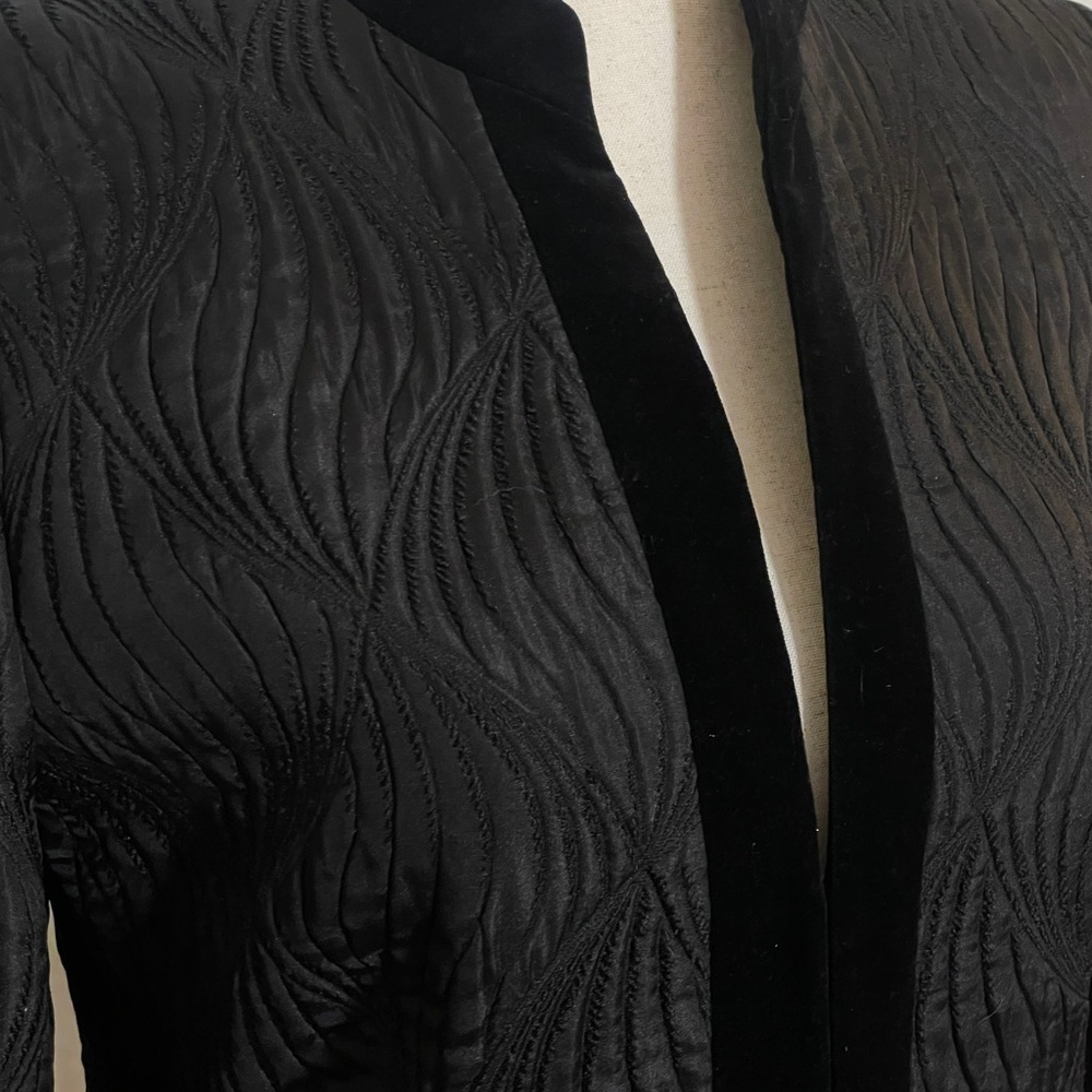 Escada Couture Black Textured Evening Coat - Picture 3 of 8